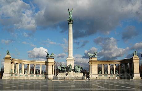 Piata eroilor in Budapesta Ungaria